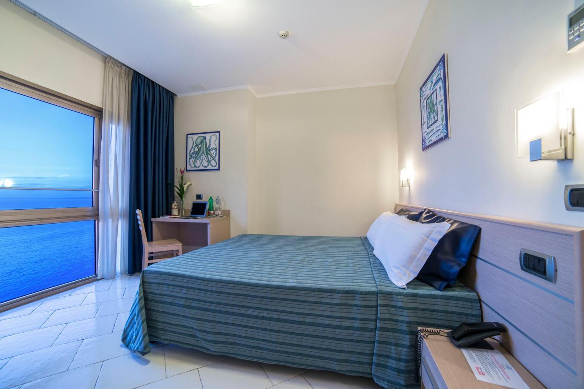 Hotel Cosmomare Пиано ди Соренто Екстериор снимка